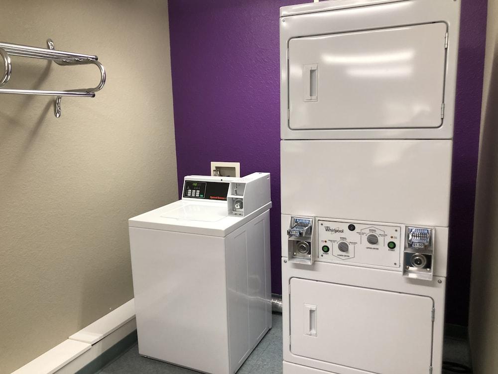 Microtel Inn & Suites Tomah Exteriör bild